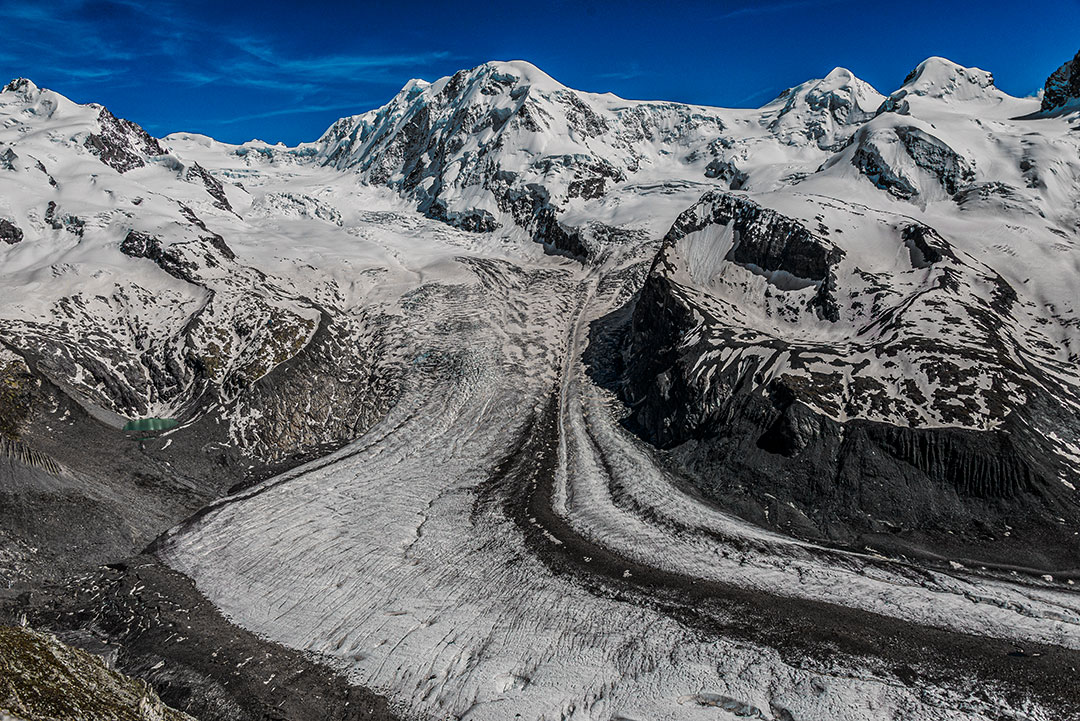 Monte Roso y glaciar Gornegrat 8732.jpg